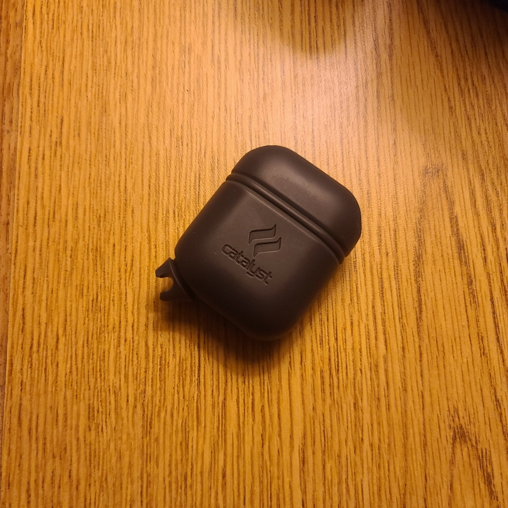 Catalyst Airpods Case Cover | AirPods 1st or 2nd Gen | Waterproof Silicone Seal